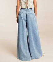 Pleated Wide Leg Trouser Jean