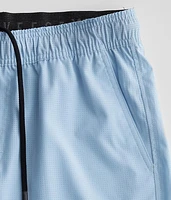 Perforated Active Stretch Short