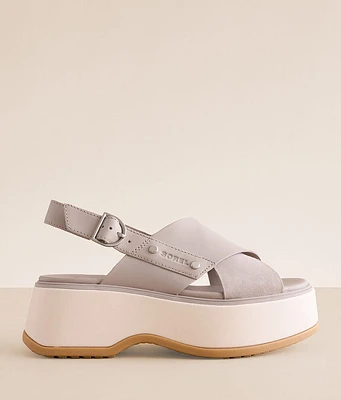 Dayspring™ Crisscross Leather Sandal