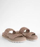 Roaming™ Leather Sandal