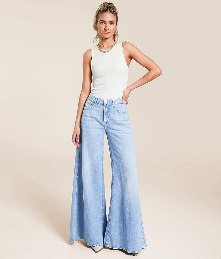 Willow Wide Leg Jean