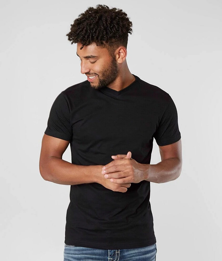 Basic T-Shirt