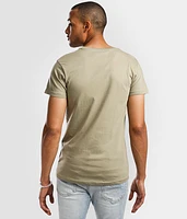 Basic T-Shirt