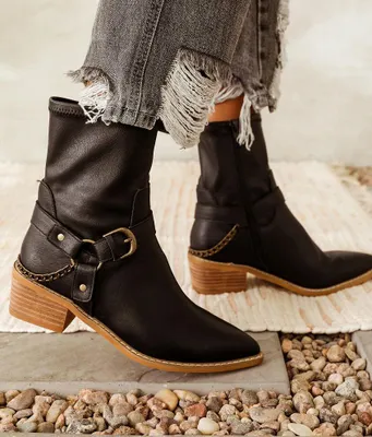Oasis Society Harnessed Ankle Boot