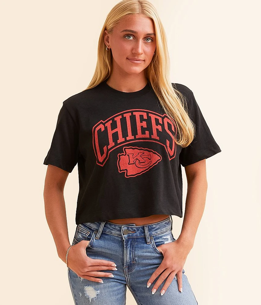 Junkfood Kansas City Chiefs Blitz Cropped T-Shirt