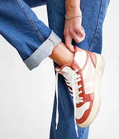 Challenge Hi Leather Sneaker
