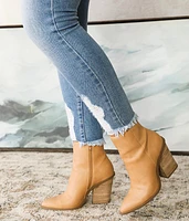 Kurvy Mid-Rise Ankle Skinny Jean