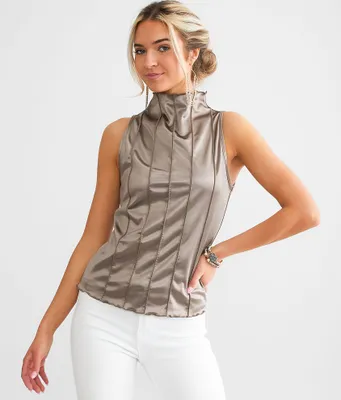 Willow & Root Exposed Seam Top