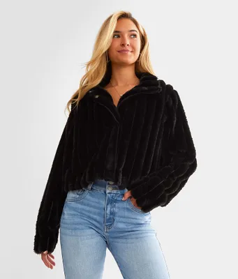 LE LIS Cozy Faux Fur Cropped Jacket