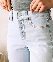 Premium Wedgie Straight Jean