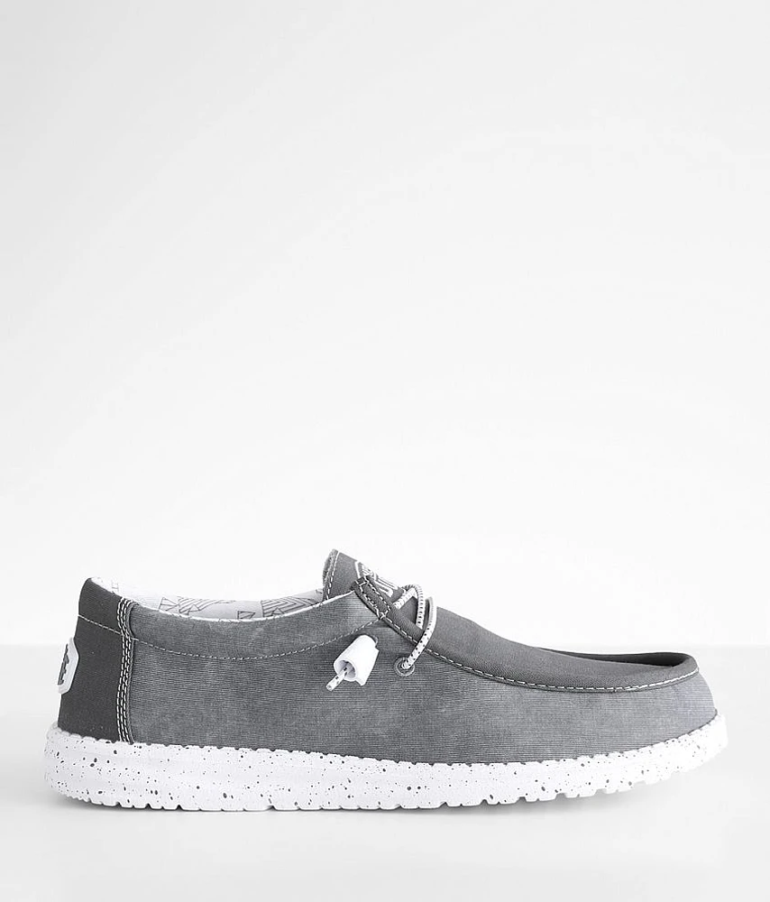 Wally Walls Stormy Shoe