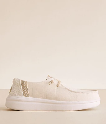 Wendy Rise Eyelet Shoe