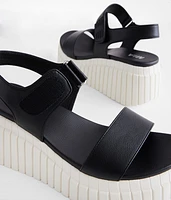 Yuri Wedge Sandal