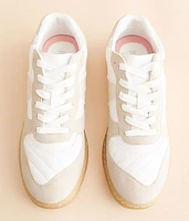 Vesta Sneaker