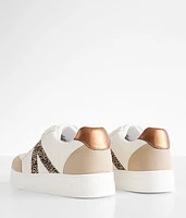 Astra Sneaker