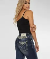 Curvy Mid-Rise Boot Stretch Jean