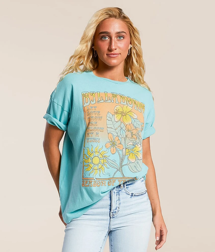 Daylight Blooms Oversized T-Shirt
