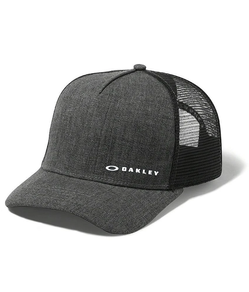 Chalten Trucker Hat