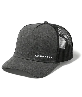 Chalten Trucker Hat