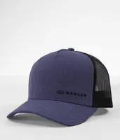 Oakley Chalten Trucker Hat