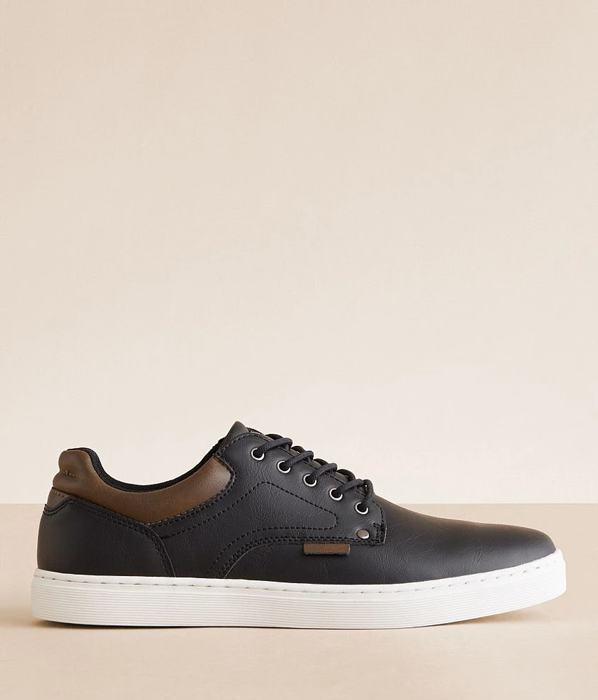 Luke Sneaker