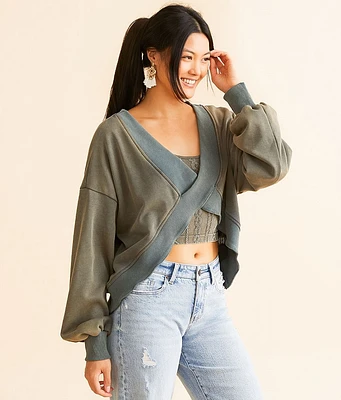 POL Criss Cross Pullover