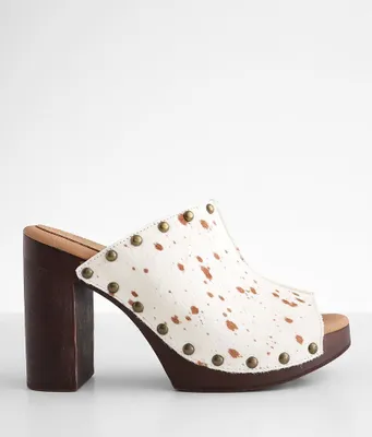 Sbicca Crowley Leather Clog Mule