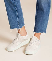 ATR Chill Sneaker