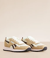 Glide Leather Sneaker