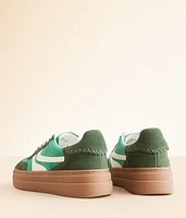 Dodge Sneaker