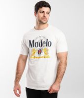 tee luv Modelo T-Shirt