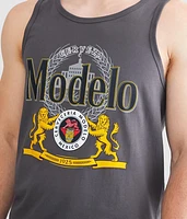 Modelo Tank Top