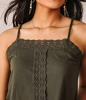 Lace Trim Cropped Tank Top