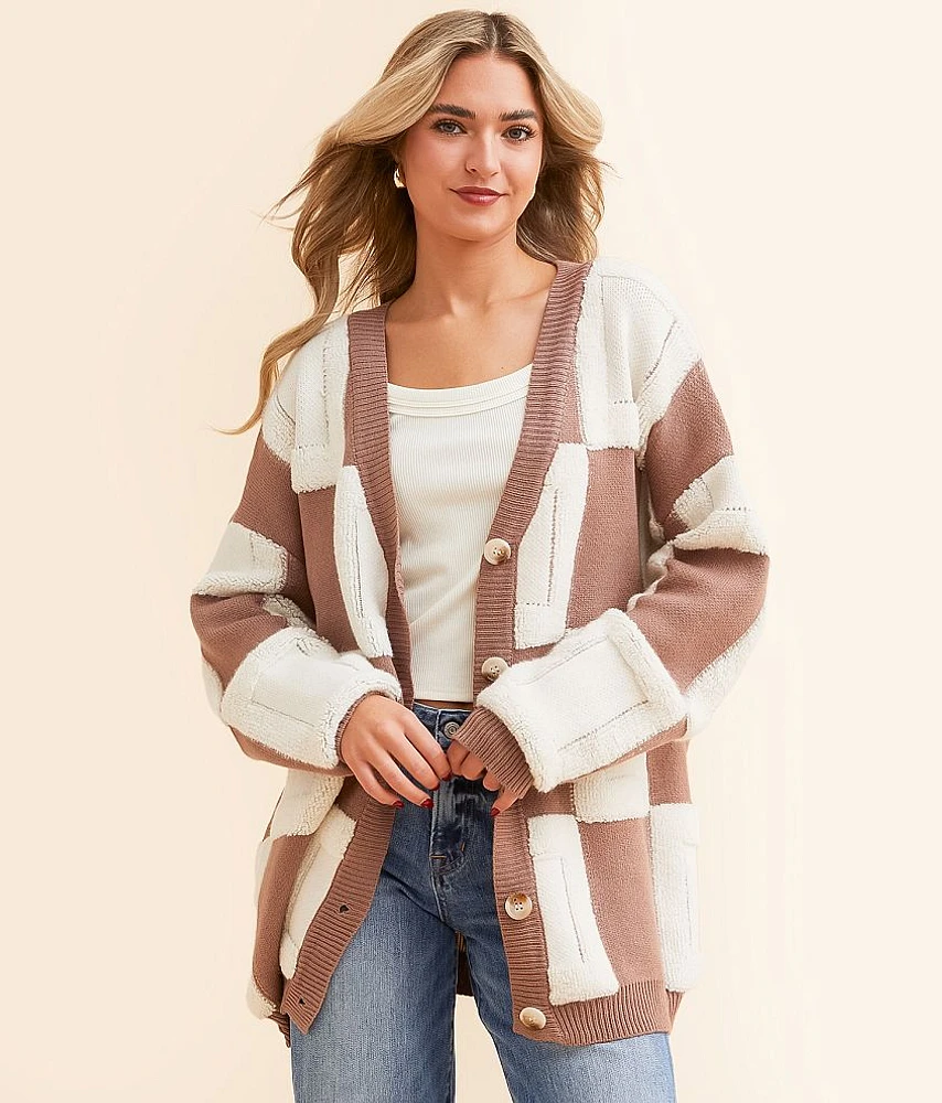 Veveret Checkered Cardigan Sweater