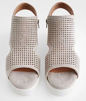 Amy Flatform Sandal