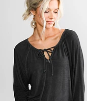 Luna Sleek Top