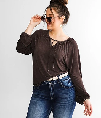 Luna Sleek Top