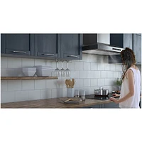 Samsung - 30" Electric Cooktop with WiFi and Rapid Boil