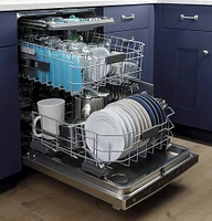 GE - Stainless Steel Interior Fingerprint Resistant Dishwasher with Hidden Controls