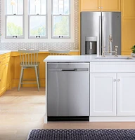 GE - Stainless Steel Interior Fingerprint Resistant Dishwasher with Hidden Controls