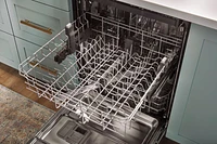 Whirlpool - 24" Top Control Built-In Dishwasher with Stainless Steel Tub, Large Capacity, 3rd Rack, 47 dBA