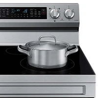 Samsung - 6.3 cu. ft. Smart Freestanding Electric Range with Flex Duo, No-Preheat Air Fry & Griddle