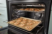 Whirlpool - 5.0 Cu. Ft. Gas Burner Range with Air Fry for Frozen Foods