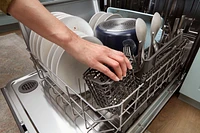 Whirlpool - 24" Top Control Built-In Dishwasher with Stainless Steel Tub, Large Capacity with Tall Top Rack, 50 dBA