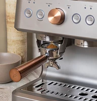 Café - Bellissimo Semi-Automatic Espresso Machine with 15 bars of pressure, Milk Frother, and Built-In Wi-Fi