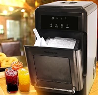 Frigidaire - 21" 44 lb Freestanding Crunchy Chewable Nugget Icemaker - Silver