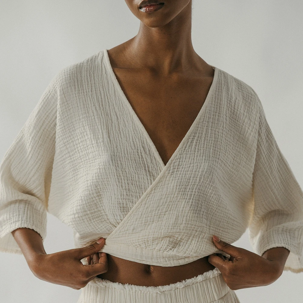 Crinkle Balloon Sleeve Top
