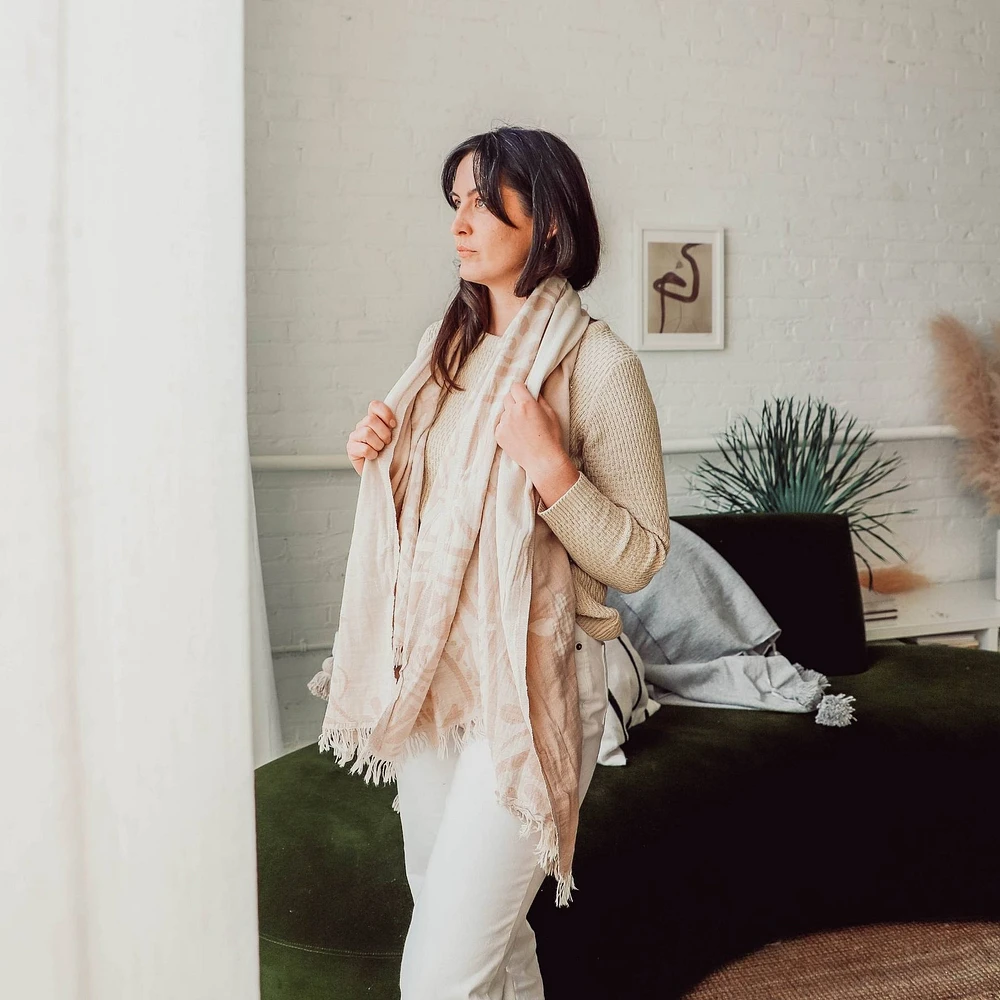 Leonora Towel