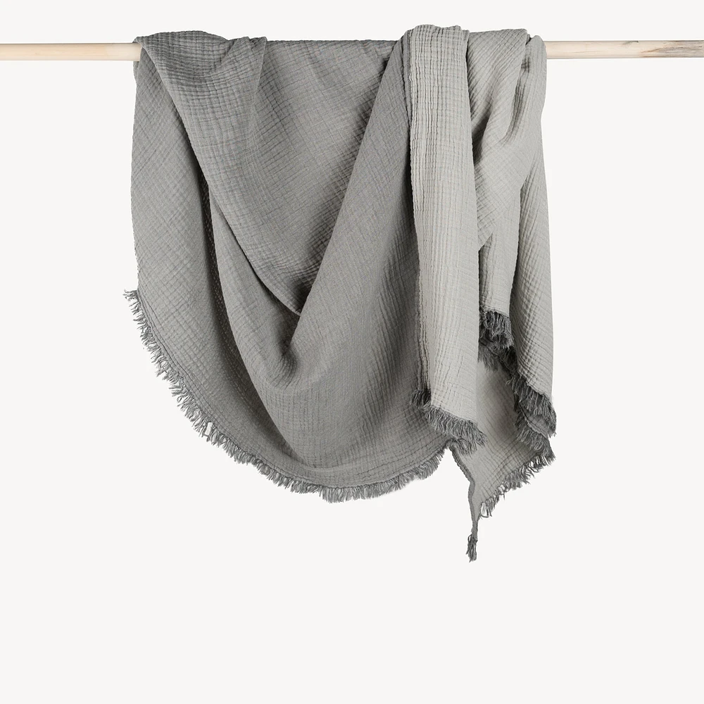 Solid Crinkle Throw