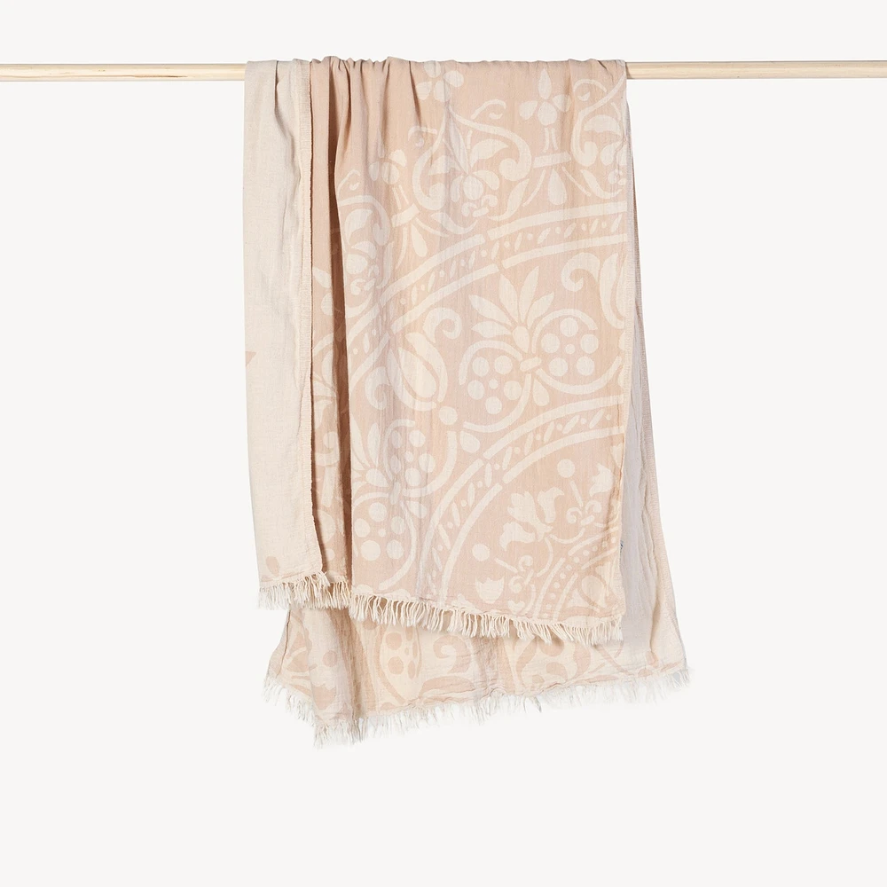 Leonora Towel